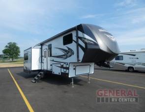 2019 Forest River Heritage Glen LTZ