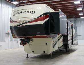 2019 3881ES Redwood