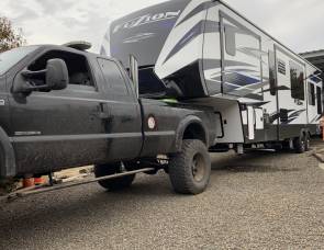 2019 Keystone Fuzion 369
