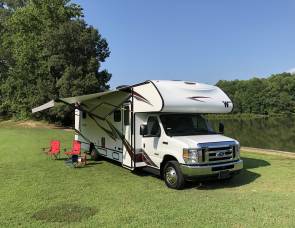 2019 Winnebago Outlook 31N