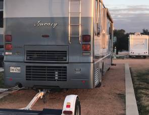 2003 Winnebago Journey