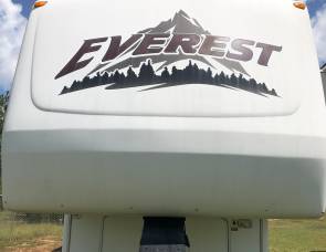 2007 Keystone Everest