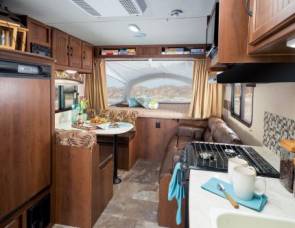 2013 Jayco Feather light $45 a night and like new