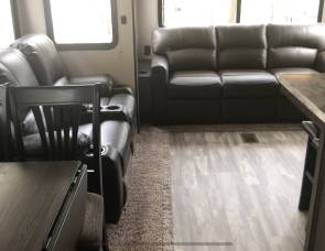 2019 Coachmen Chaparral 360iBL