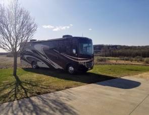 2016 Thor Motor Coach Miramar
