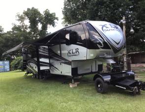 2014 Forest River - XLR Thunderbolt Amp