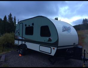 2018 Forest river R pod180