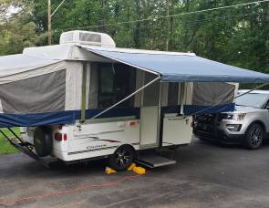 2005 Fleetwood Colonial