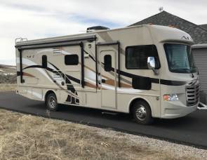 2015 Thor Motor Coach ACE