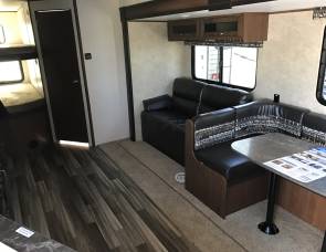 2017 Jaco SLX284