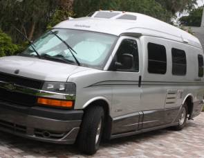 2006 Roadtrek 210 Versatile