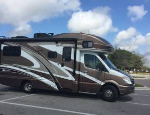 2012 Winnebago Navion/Mercedes
