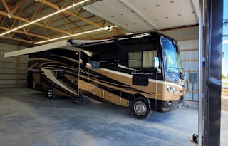 2015 Thor Motor Coach Hurricane 34J