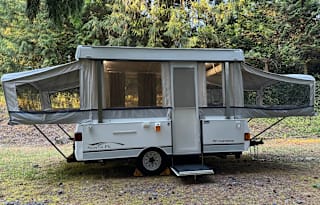 Spacious Folding Trailer With Everything You Need