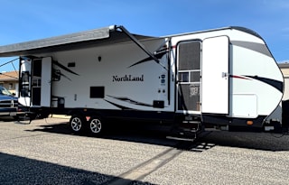 2016 Pacific Coachworks Northland 27RLSS