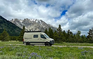 4WD Winnebago REVEL Montana "Judy" UNLIMITED MILES