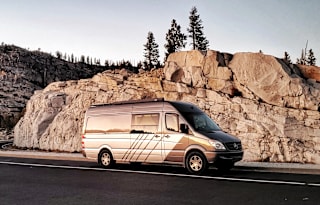 Mercedes Sprinter Van - Modern Build for Off-Grid!