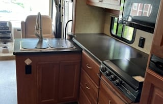 2017 Winnebago Sunstar LX 27N