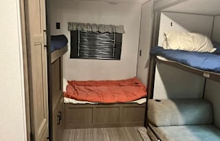 2021 Keystone RV Hideout 318BR
