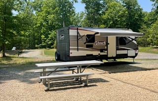 Lake Anna Lantern: Best Air Bnb on Wheels