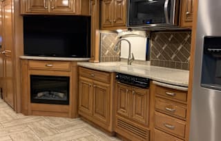 RVing made easy! FREE delivery and set up