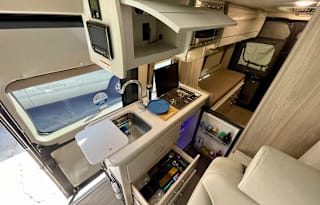 2022 Thor Motor Coach Tellaro 20AT