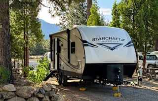 "The Hangout" Starcraft Super Lite 212FB