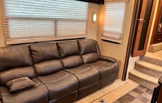 Texas Charm Palace & Toy Hauler