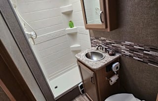 2020 Family & Pet Friendly Class C Motorhome