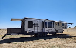 Toy Hauler 2018 Keystone RV Carbon 357