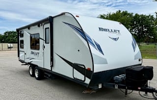 2019 Keystone Bullet Crossfire 2200BH