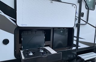 2019 Grand Design Imagine 2800BH