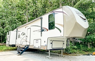 2021 Heritage Glen 356QB - 2 Baths, Huge Bunk Rm!