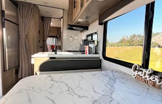 ⭐️2021 CLASS C RV, EASY TO DRIVE AND READY TO GO⭐️