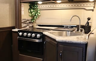 Travel in Comfort: Your Home on the Road
