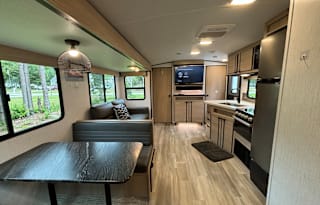 2022 Perfect floor plan for space and comfort!