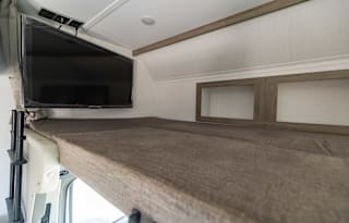 Sleeps 6 - 2024 Gulf Stream conquest 6280LE-38151