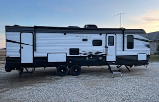 2020 Keystone RV Hideout 28BHS