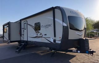 2019 Forest River RV Flagstaff Classic 8321kbs