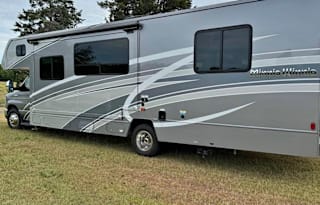2021 Winnebago Minnie Winnie 31K