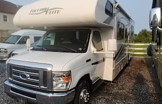 2013 Thor Motor Coach Freedom Elite 28Z