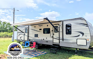 2 Bedroom Bunk Style Keystone Hideout Luxury