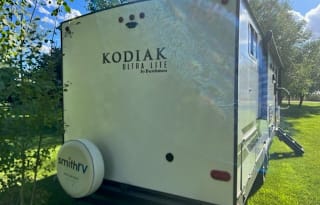 Lisa and Earl's Family Adventure RV Rental