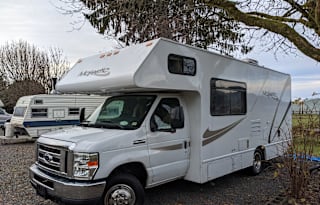 2013 Thor Four Winds Majestic