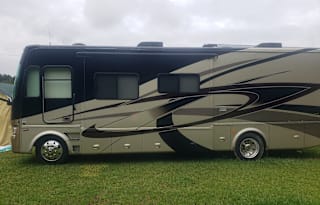 2009 Allegro Bay