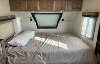 Your perfect getaway! We deliver and set up!