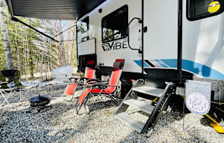 Caribou Camper - Sleeps up to 6