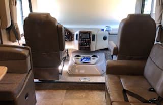 2018 Thor Motor Coach Windsport 34J