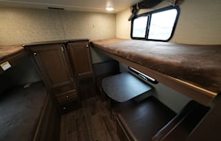 Large Family Camper that Sleeps 8