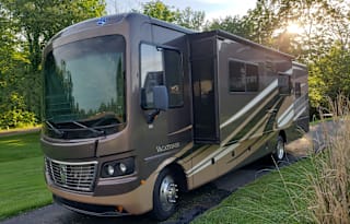 2015 Holiday Rambler Vacationer 36SBT